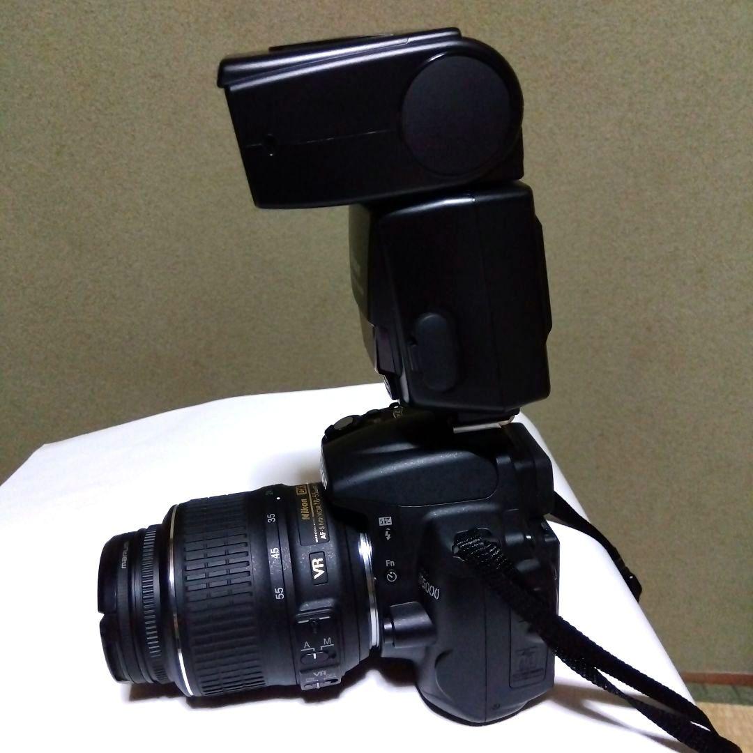 【値下げ】Nikon カメラ《D5000》＆ストロボ《SB-800》
