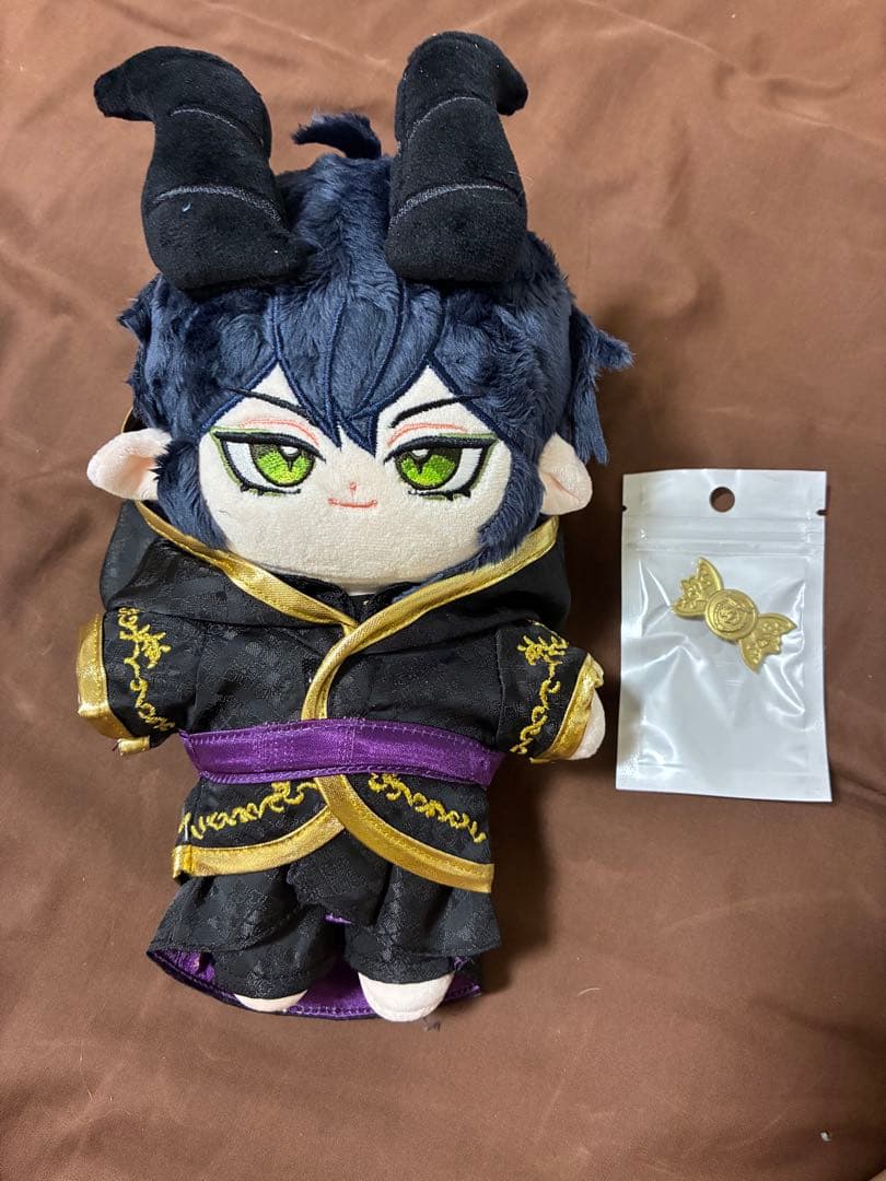 ツイステ マレウス・ドラコニア ぬいぐるみ20cm - メルカリ