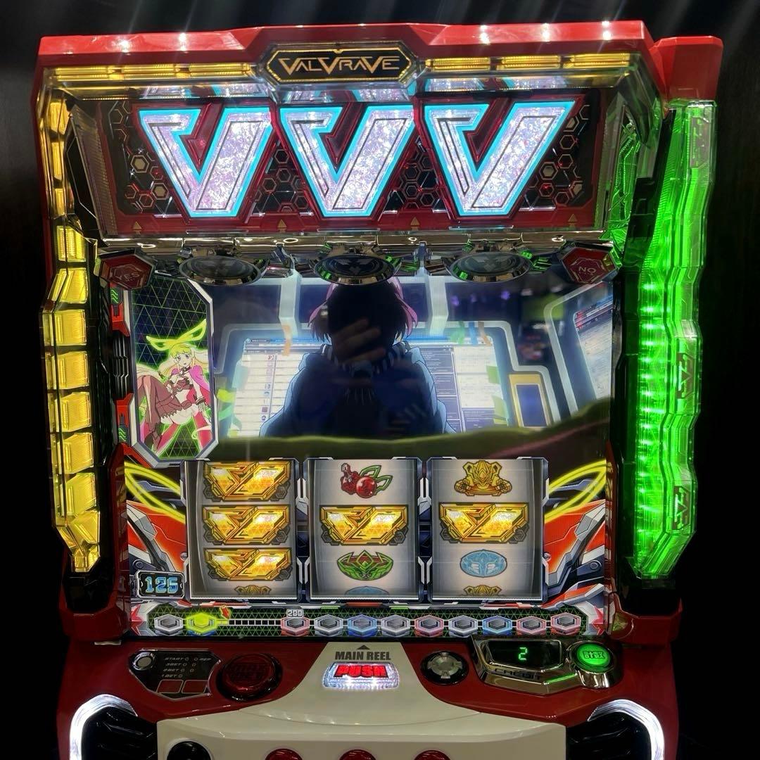 スマスロ「革命機ヴァルヴレイヴ」　送料無料　パチスロ実機