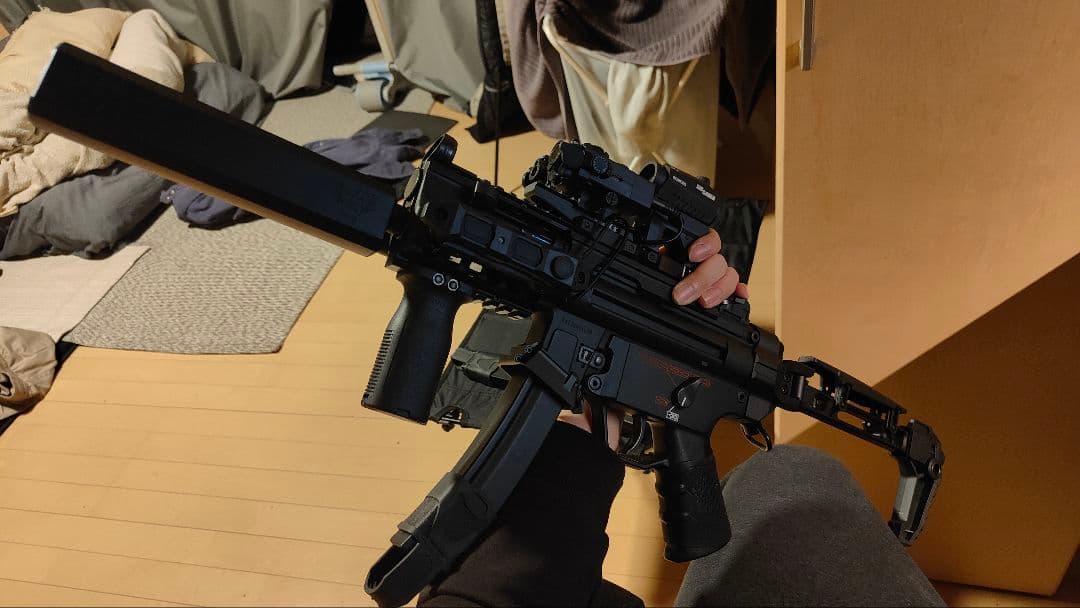 「yy様専 12月16日まで」【カスタム品】東京マルイ MP5K HC 電動ガン