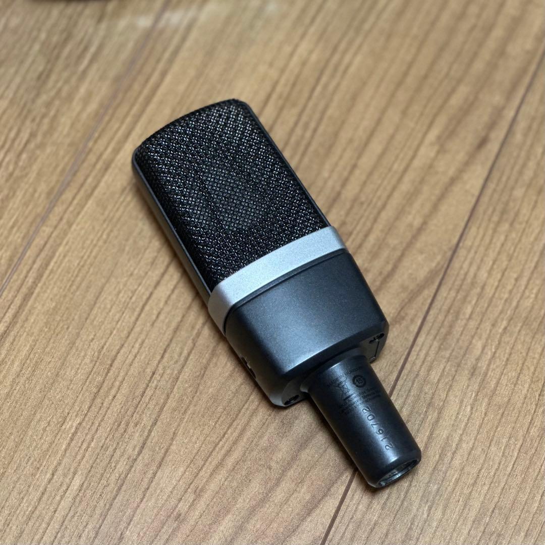AKG C214 コンデンサーマイク ハードケース付き