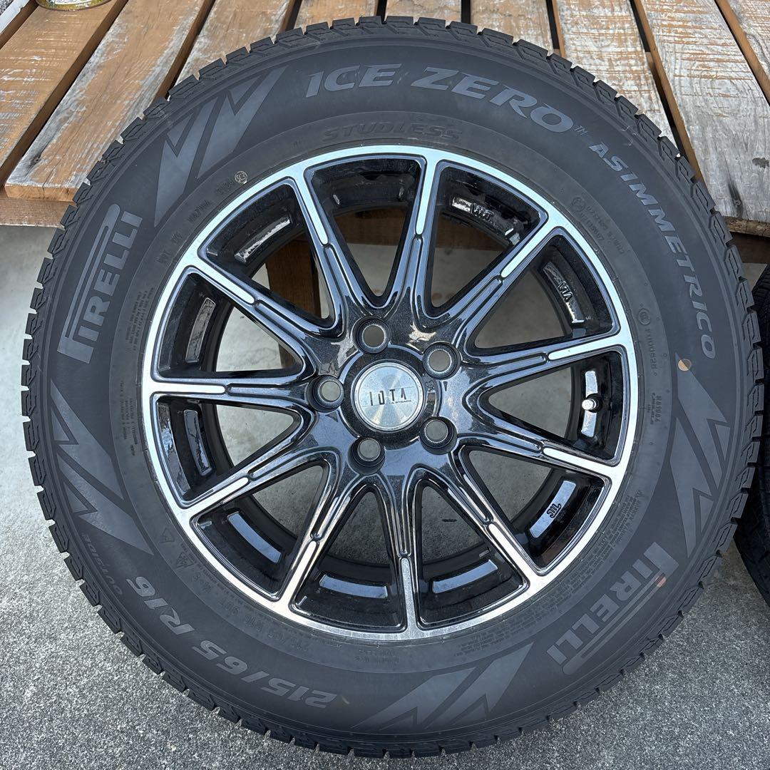 【2024年製】 スタッドレスタイヤ ピレリ アイスゼロ 215/65/R16