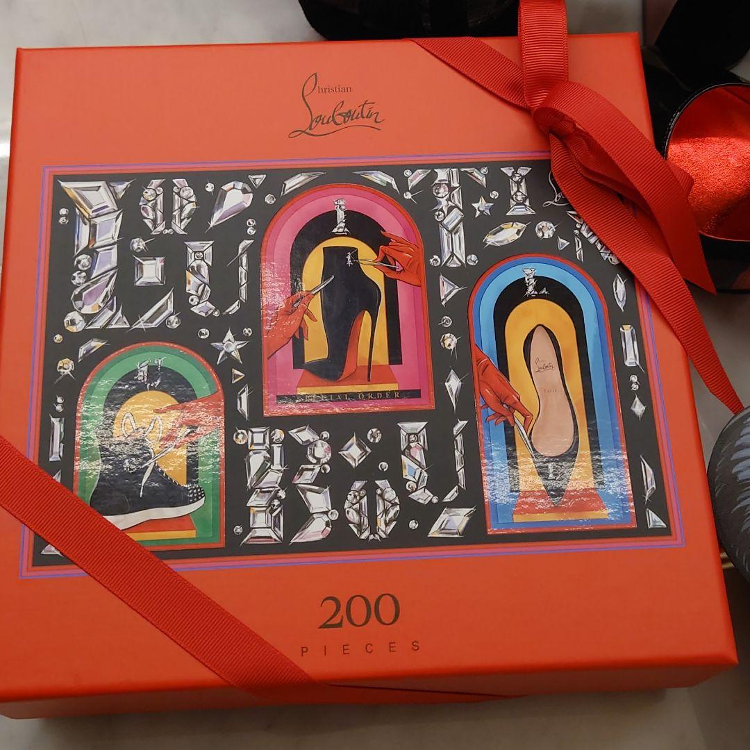 クリスチャン ルブタン ノベルティ パズル 新品