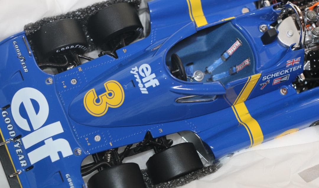 Exoto 1/18 ティレル・フォードＰ３４（6輪）ＧＰクラシックシリーズ