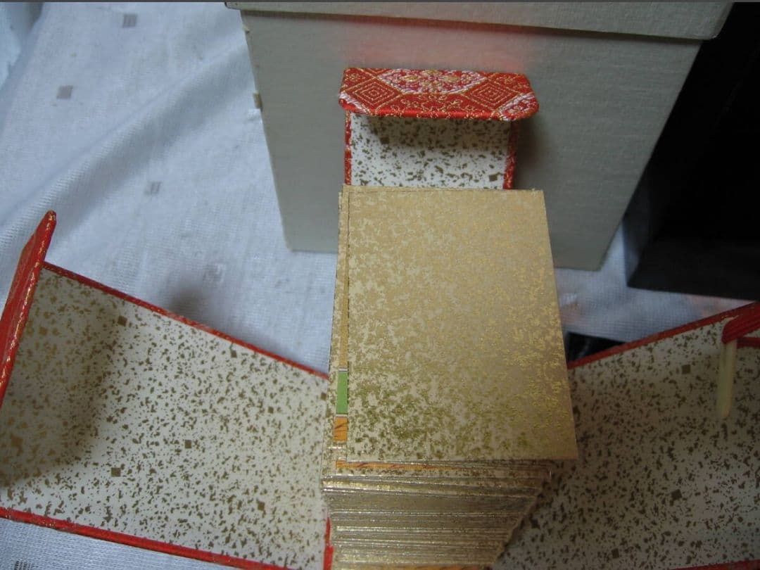 百人一首 カルタ 任天堂 特選変体仮名 豪華漆箱入 伝統光琳絵