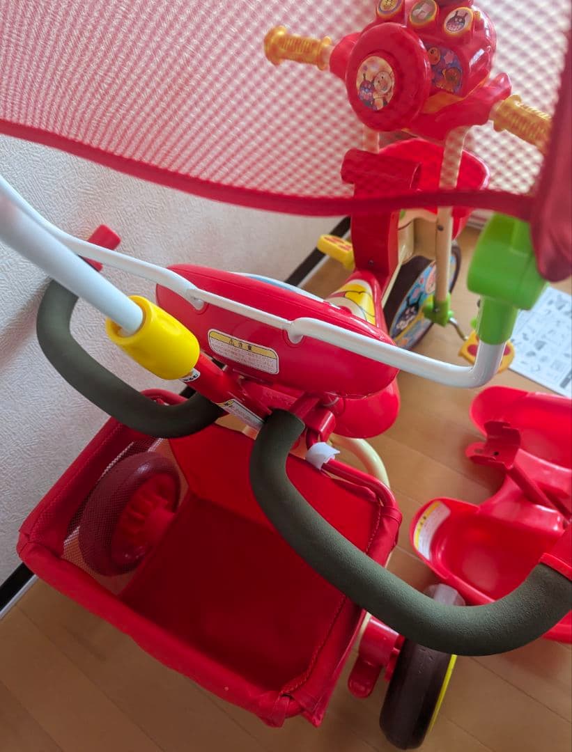 ブザー付 三輪車 それいけ!アンパンマンデラックスII レッド 中古 美品