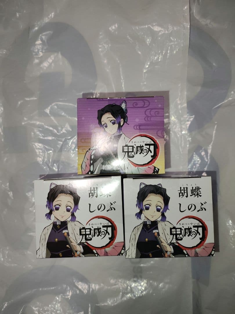 鬼滅の刃 胡蝶しのぶ ひっかけフィギュア 3点 未開封