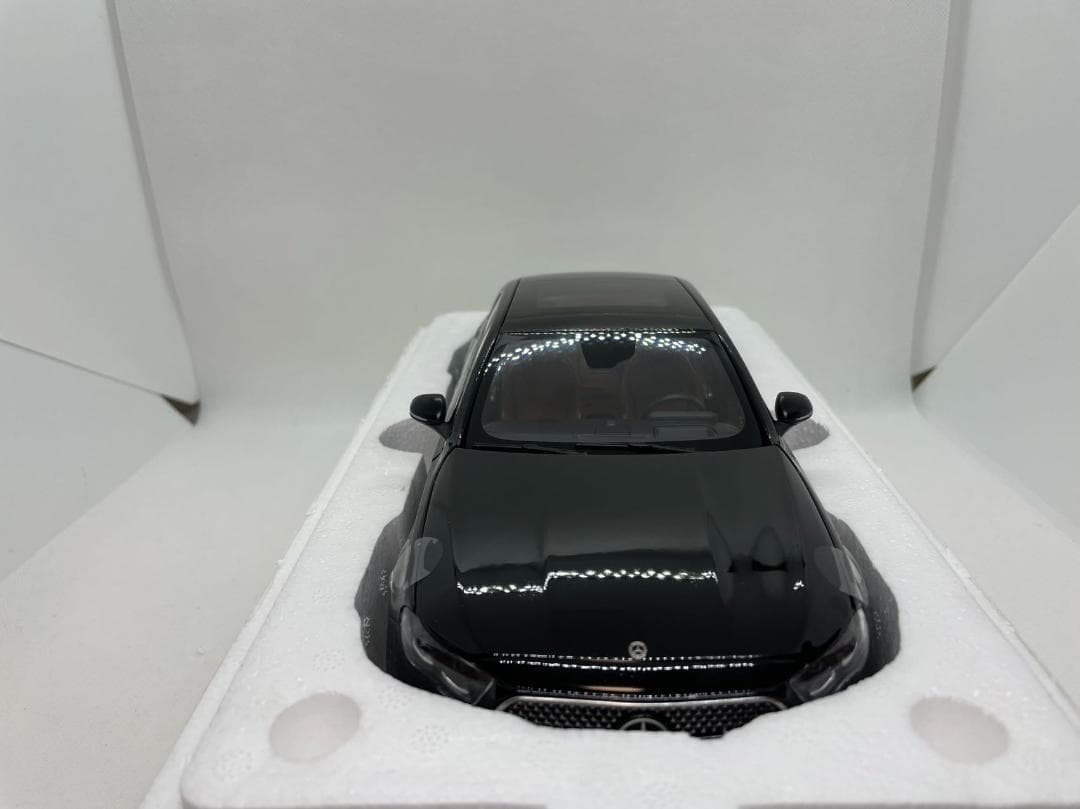 204-020 iScale 1/18 メルセデスベンツ E-Class - メルカリ