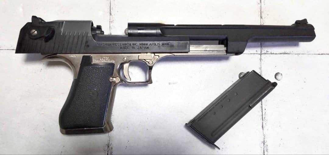 た*る様 お勧め❗️マルイデザートイーグル50AEバイオハザード ´98限定品後