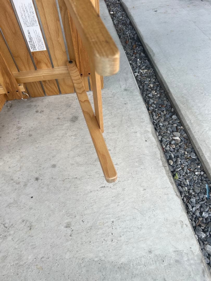 タラスブルバ アジャスタブルウッドテーブル IGT 引き取り