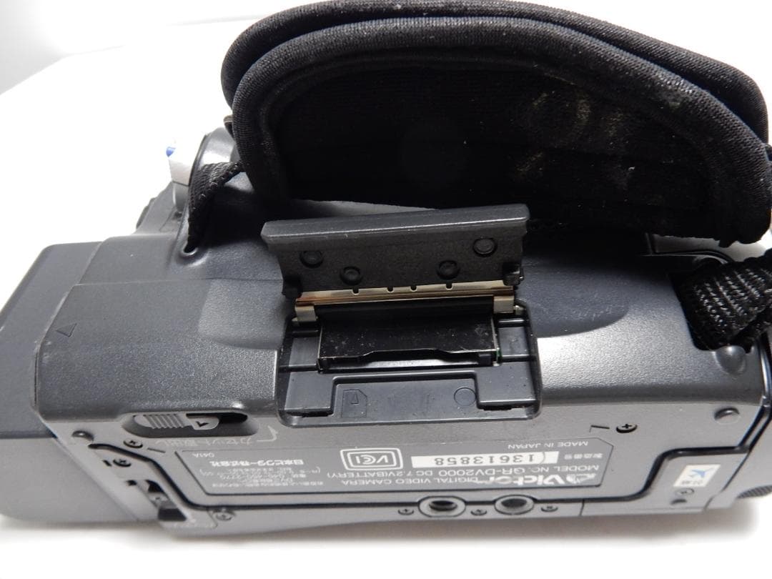 希少 動作品 Victor ビクター デジタルビデオカメラ GR-DV2000 - メルカリ