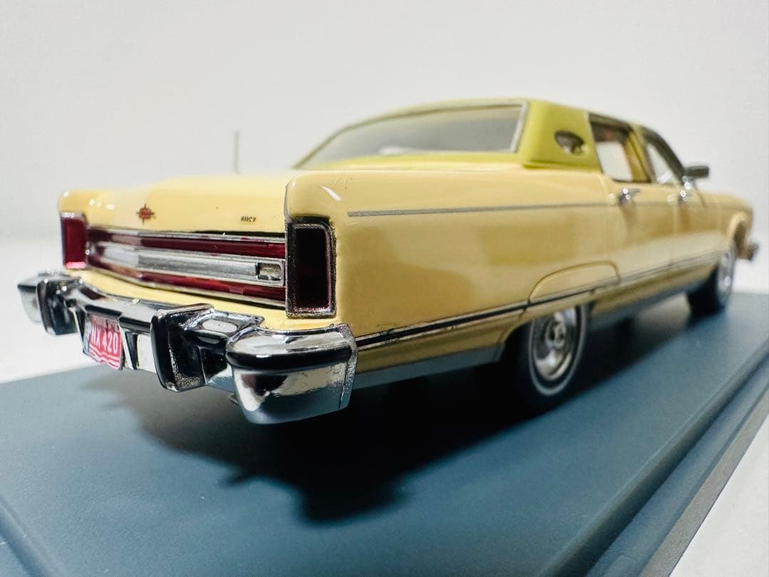 Neoネオ/Lincolnリンカーン Towncarタウンカー 1/43 絶版 - メルカリ