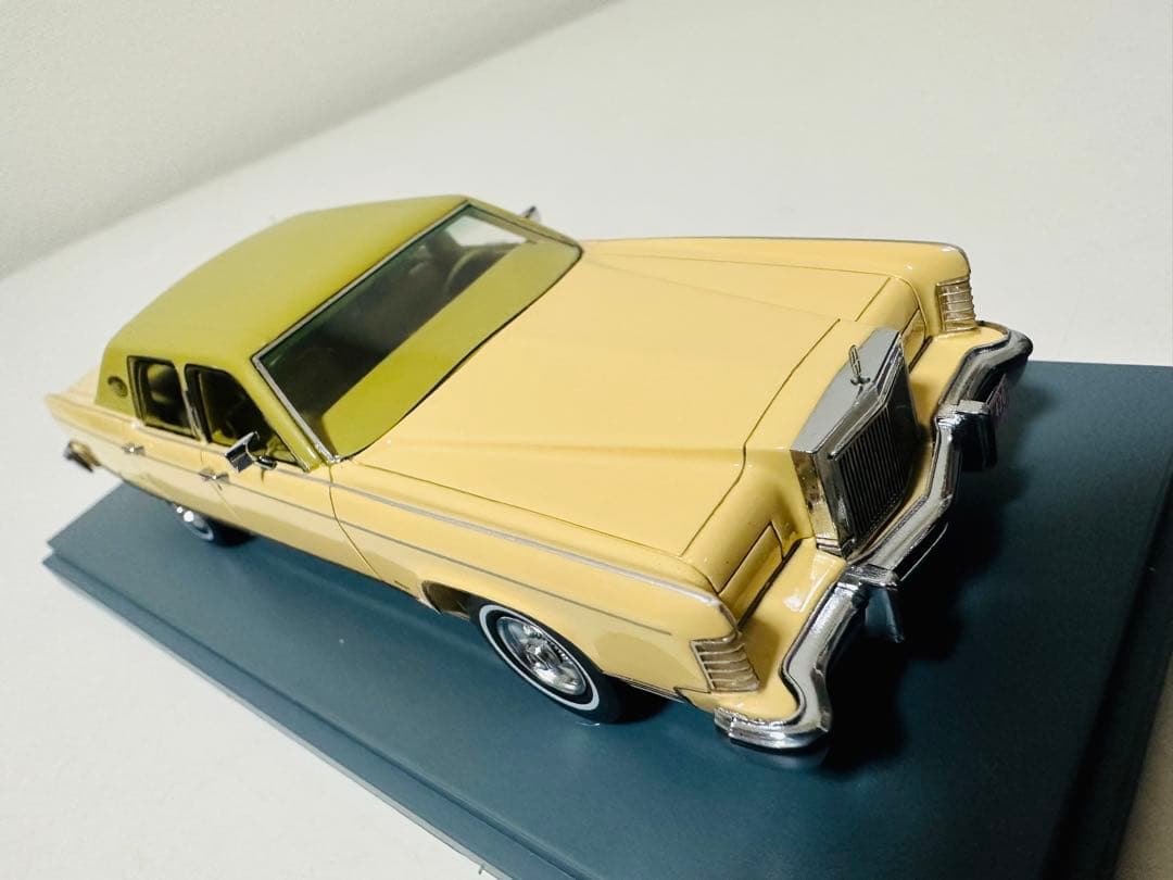 Neoネオ/Lincolnリンカーン Towncarタウンカー 1/43 絶版 - メルカリ