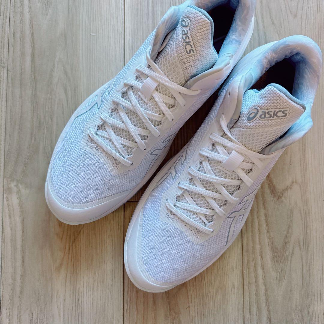 【ほぼ新品】ASICS GELBURST 28 28.5cm 室内試着のみ