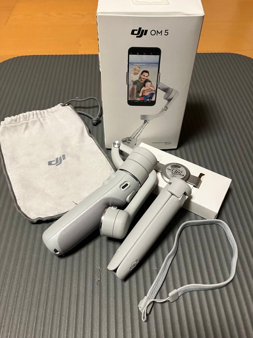 DJI OM5 スマートフォンスタビライザー ジンバル 自撮り棒 アテネ