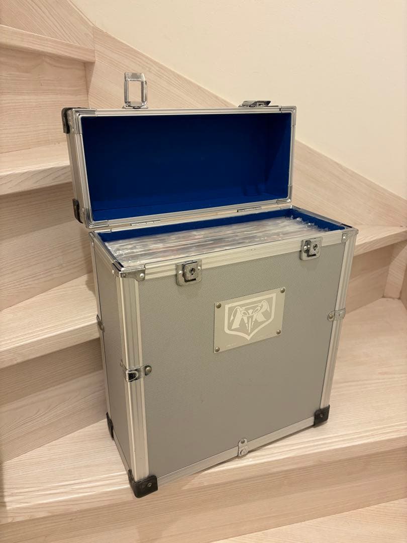 [中古美品]仮面ライダー パーフェクトコレクションLD25枚組アタッシュケース