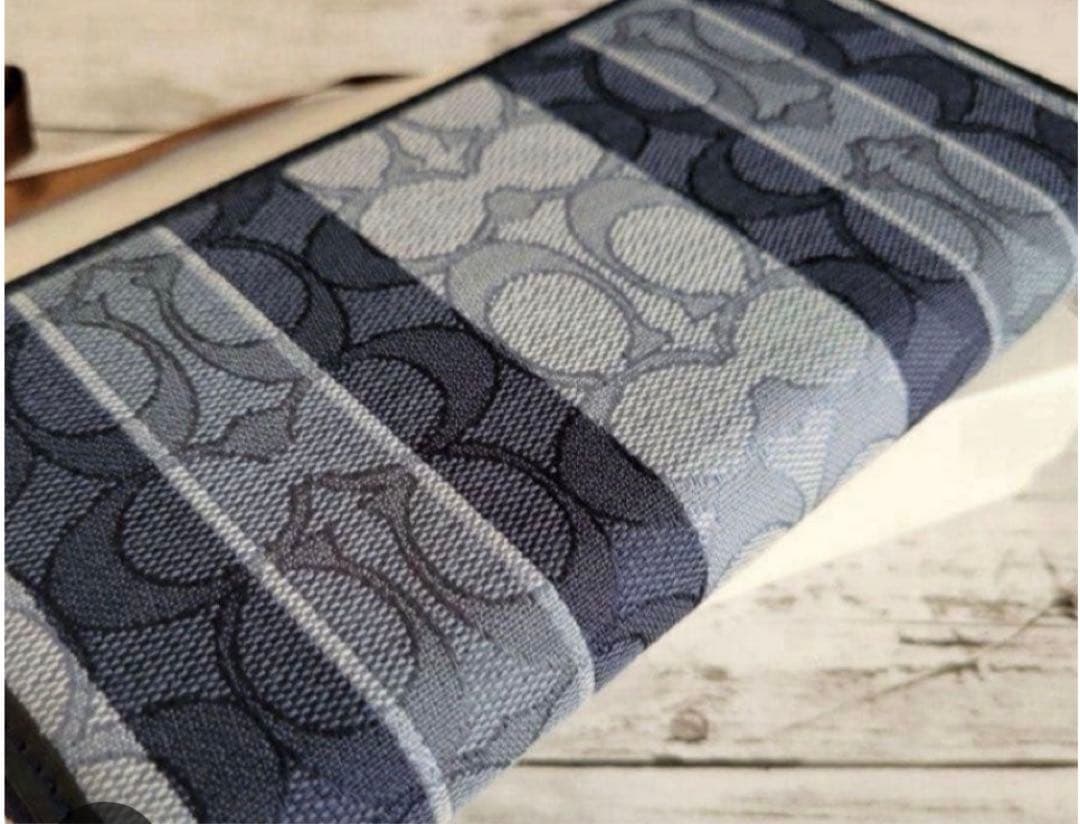 COACH長財布シグネチャーデニムジャガード.ストライブブルー男女兼用