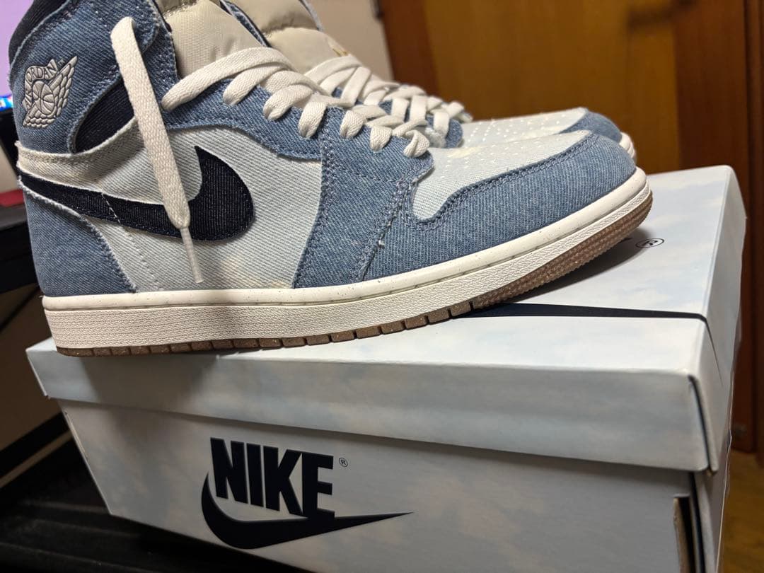 ナイキ エアジョーダン 1 レトロ ハイ OG \"デニム\"