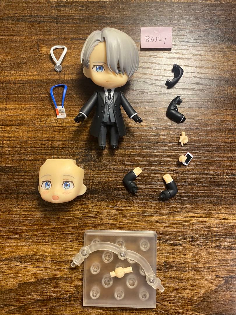 【モモ】激レア！ヴィクトルユーリ勇利ねんどろいど フィギュア