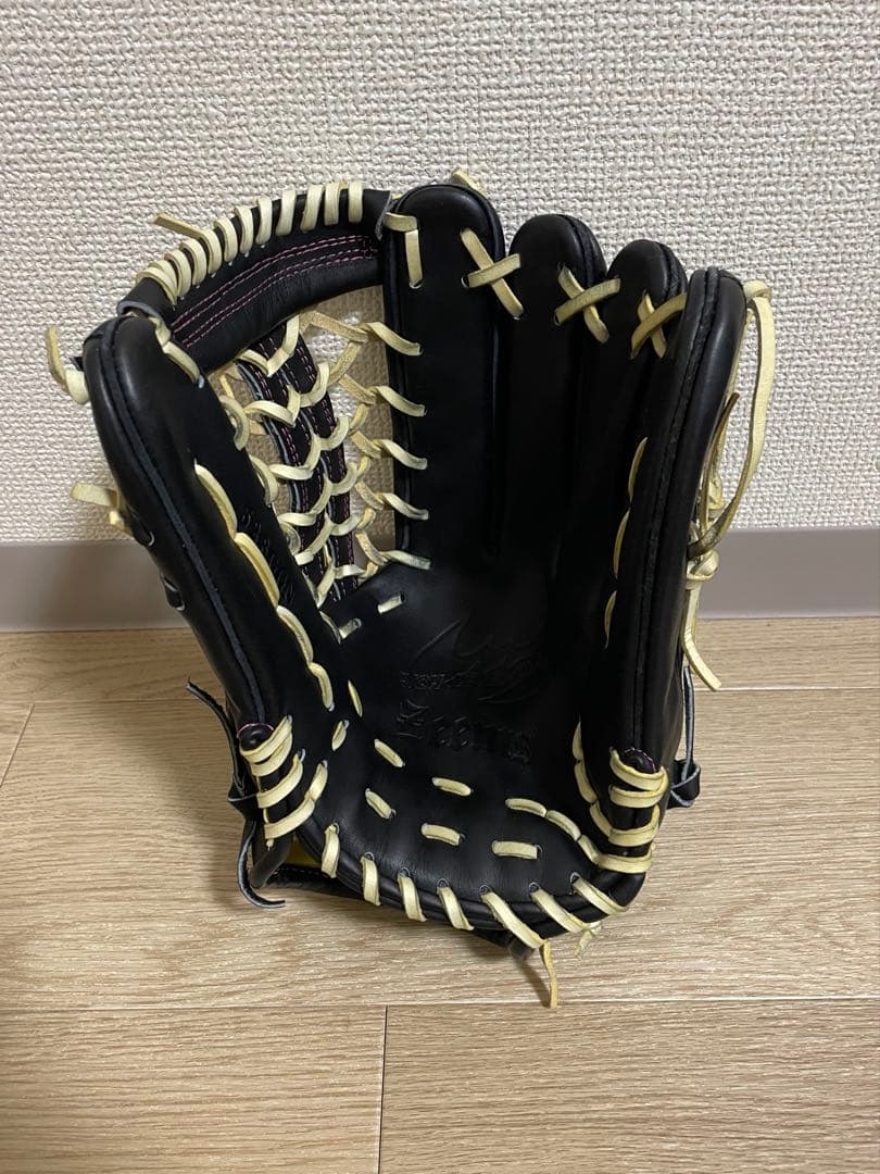 《超流行》　Zeems 三方親モデル　軟式•外野用グローブ