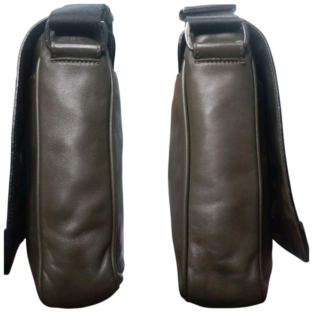 ✨Salvatore Ferragamo 羊革オールレザー メッセンジャーバッグ