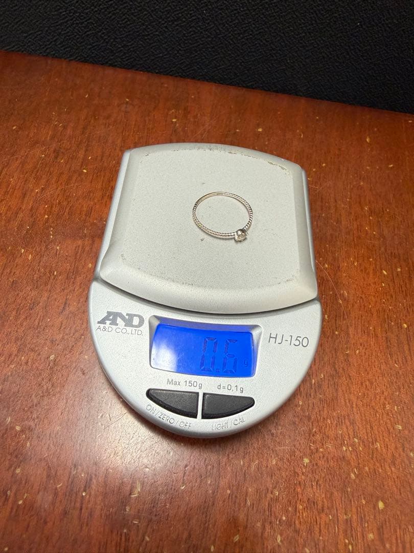 K10WG ダイヤリング 0.6g 0.10ct 9号