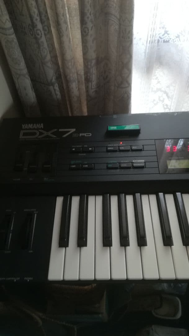 断捨離　月一回サウンドチェックしています。最終値下げしました　DX-7IIFD