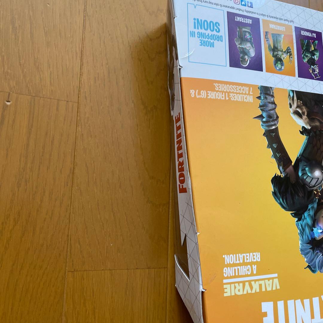 未使用　Fortnite Valkyrie フィギュア legendary