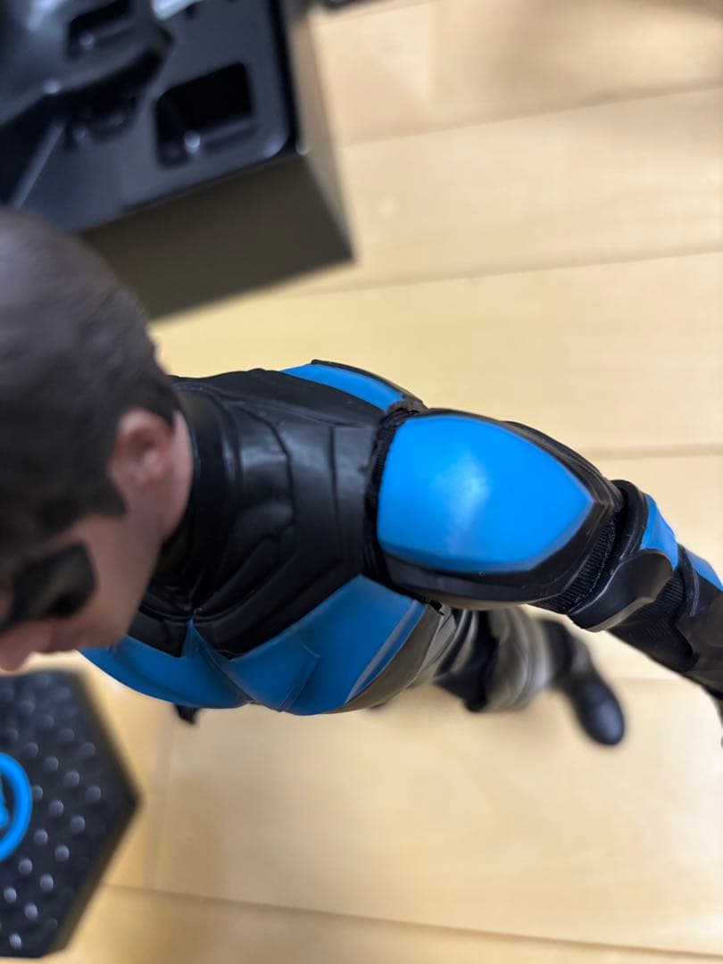 ナイトウィング 1/6 アクションフィギュア バットマン