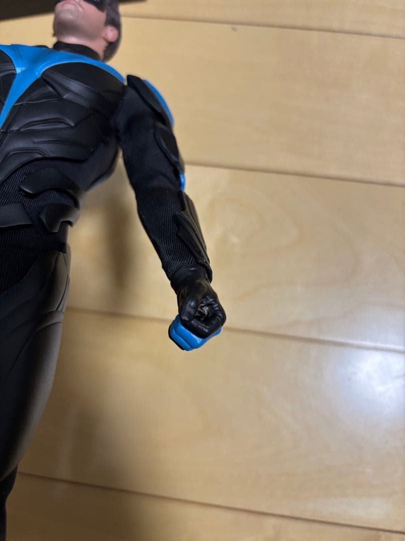 ナイトウィング 1/6 アクションフィギュア バットマン