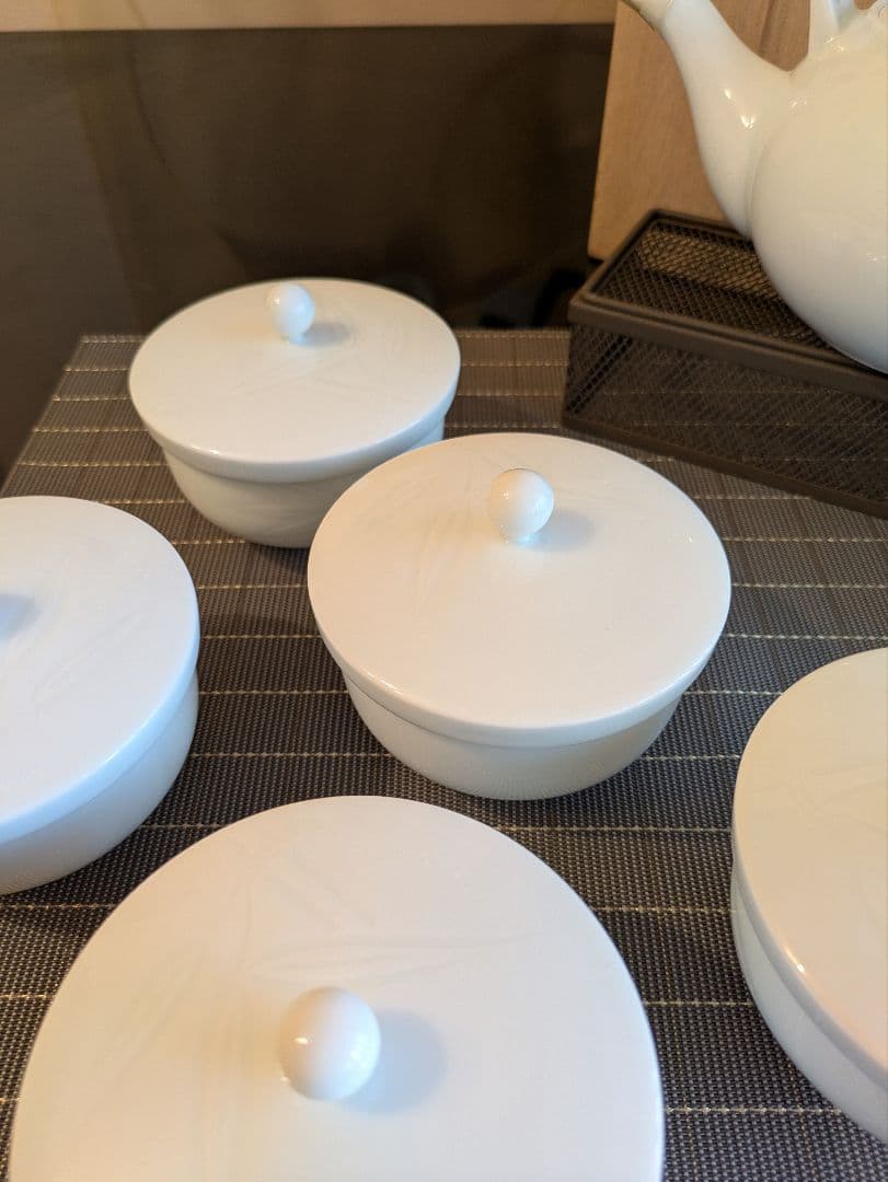 希少・未使用】人間国宝作品 井上萬二 白磁 蓋付湯呑5客＋急須 しおり