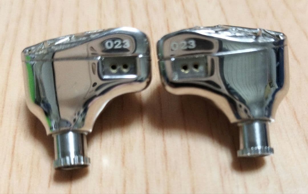 水月雨 雪月花 限定イヤホン／シリアルNo.23／付属品完備 - メルカリ