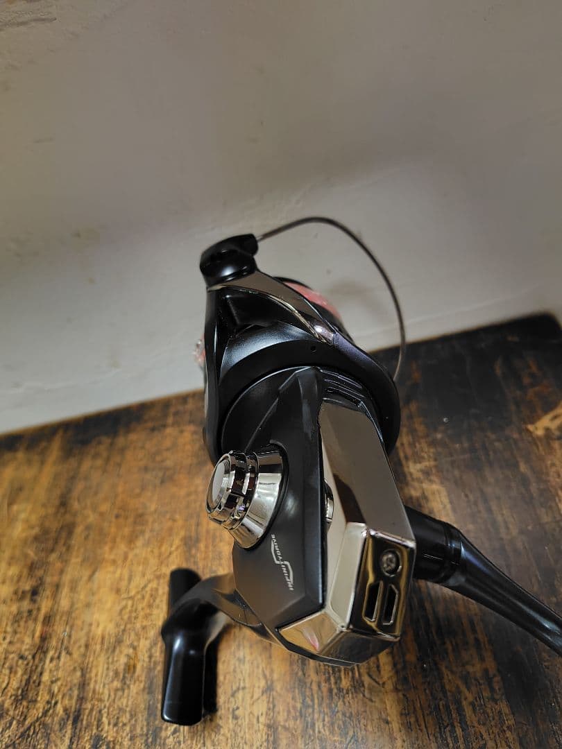 ストラディックSW 8000HG スピニングリール