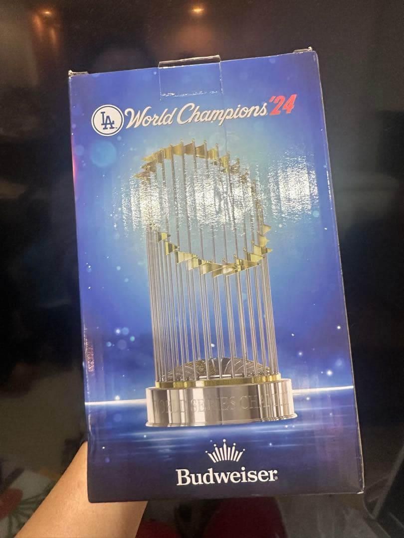 球場配布限定品ロサンゼルス・ドジャース ワールドシリーズトロフィー
