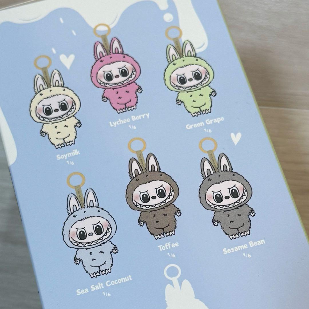 ラブブ　マカロン　新品未開封　６種類　被りなし