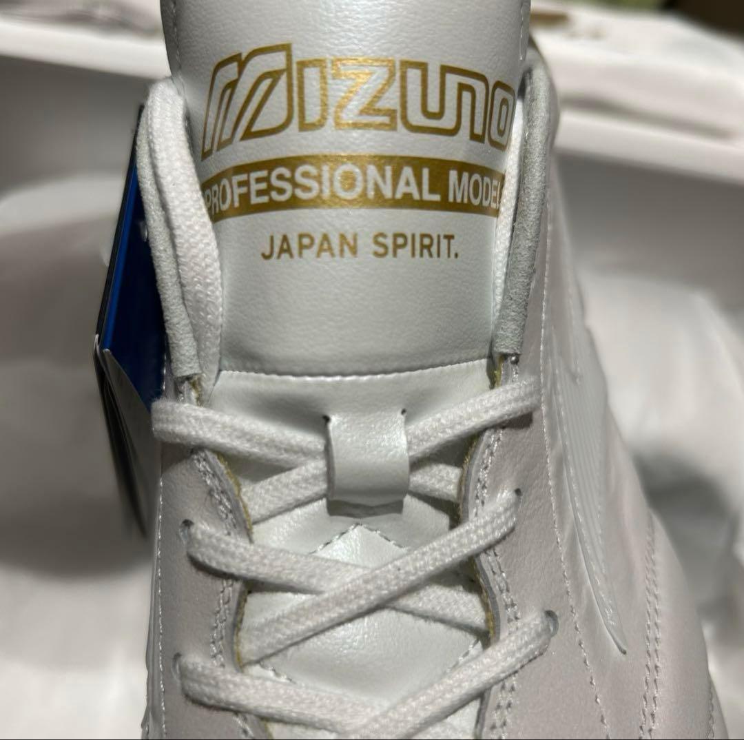 新品28cm40周年限定 新品モレリアUL JAPAN ウルトラライト - メルカリ