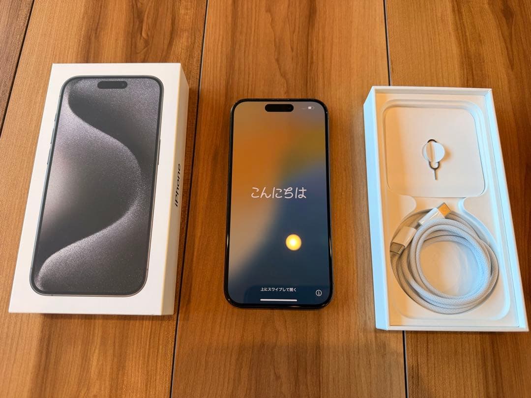 白ネコ様専用 美品⭐︎iPhone15Pro 256GB ブラックチタニウム - メルカリ