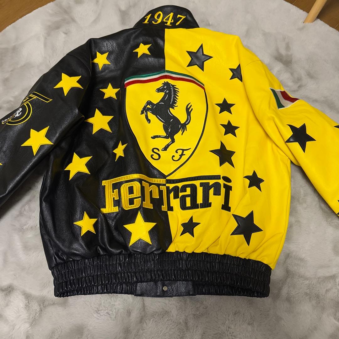 フェラーリ レザージャケット 星柄 スタジャン 値段交渉します