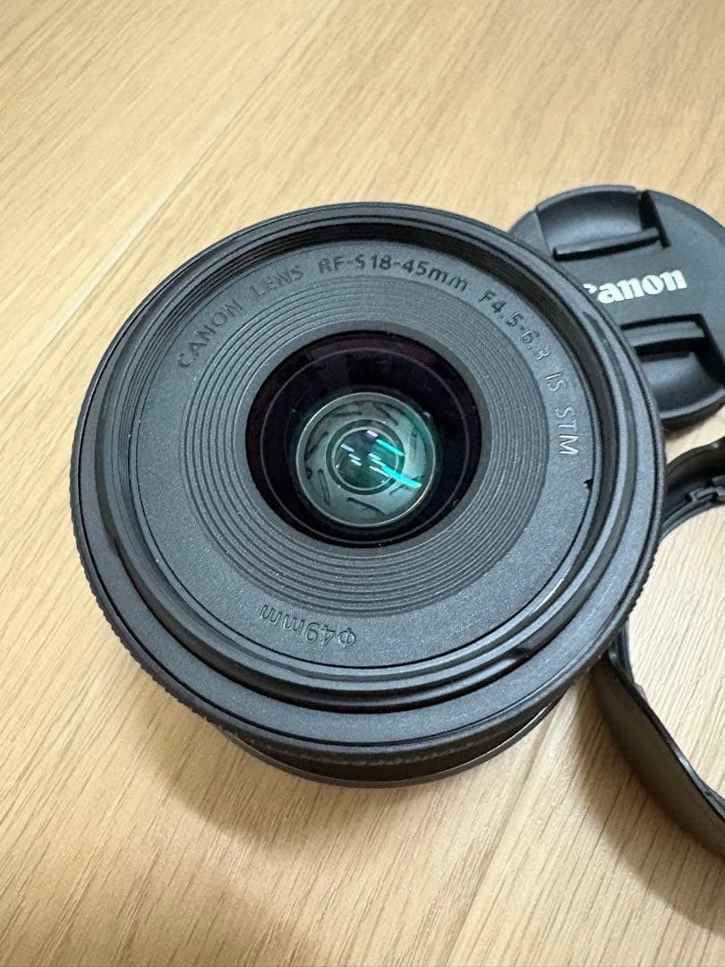RF-S 18-45mm F4.5-6.3 IS STM　レンズフード付き