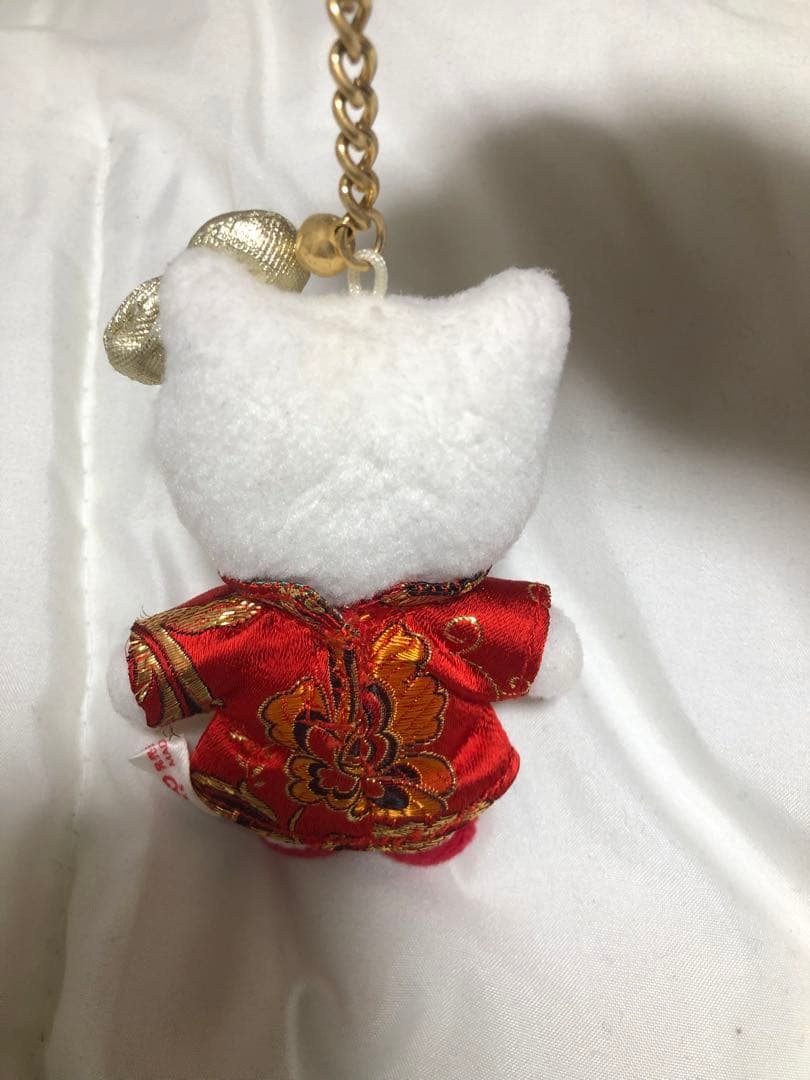 ハローキティ　着せ替えキティ　ハローキティキーホルダー　チャイナキティ