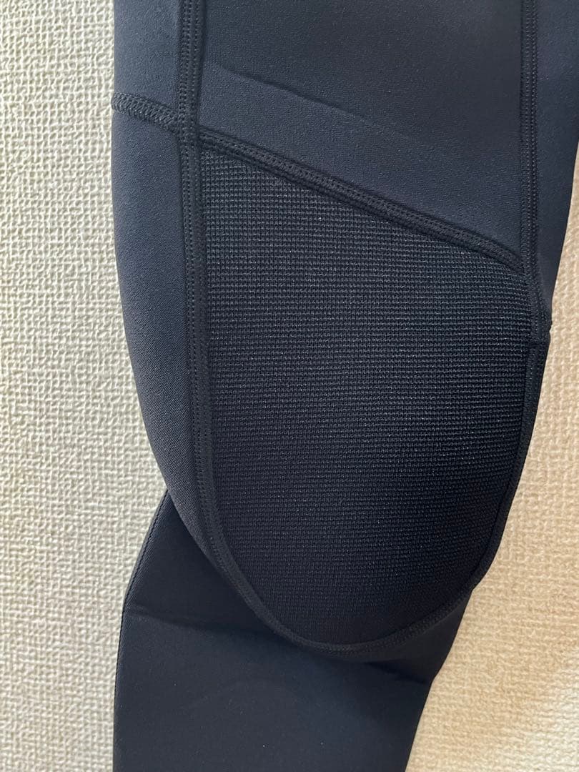 ヘレイワホ ロングジョン ウェットスーツ ノースリーブ L 2.5mm 美品