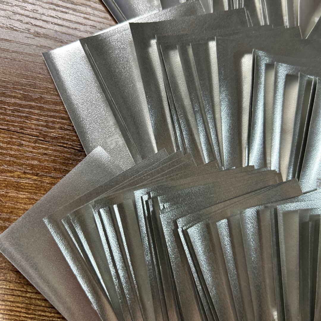 遊戯王　公式　スリーブ 72枚　初期ロゴ メタリックシルバー　未使用品