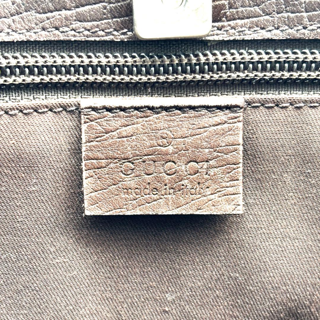 美品 グッチ トートバッグ GG スプリーム ロゴプレート 肩掛け A4可