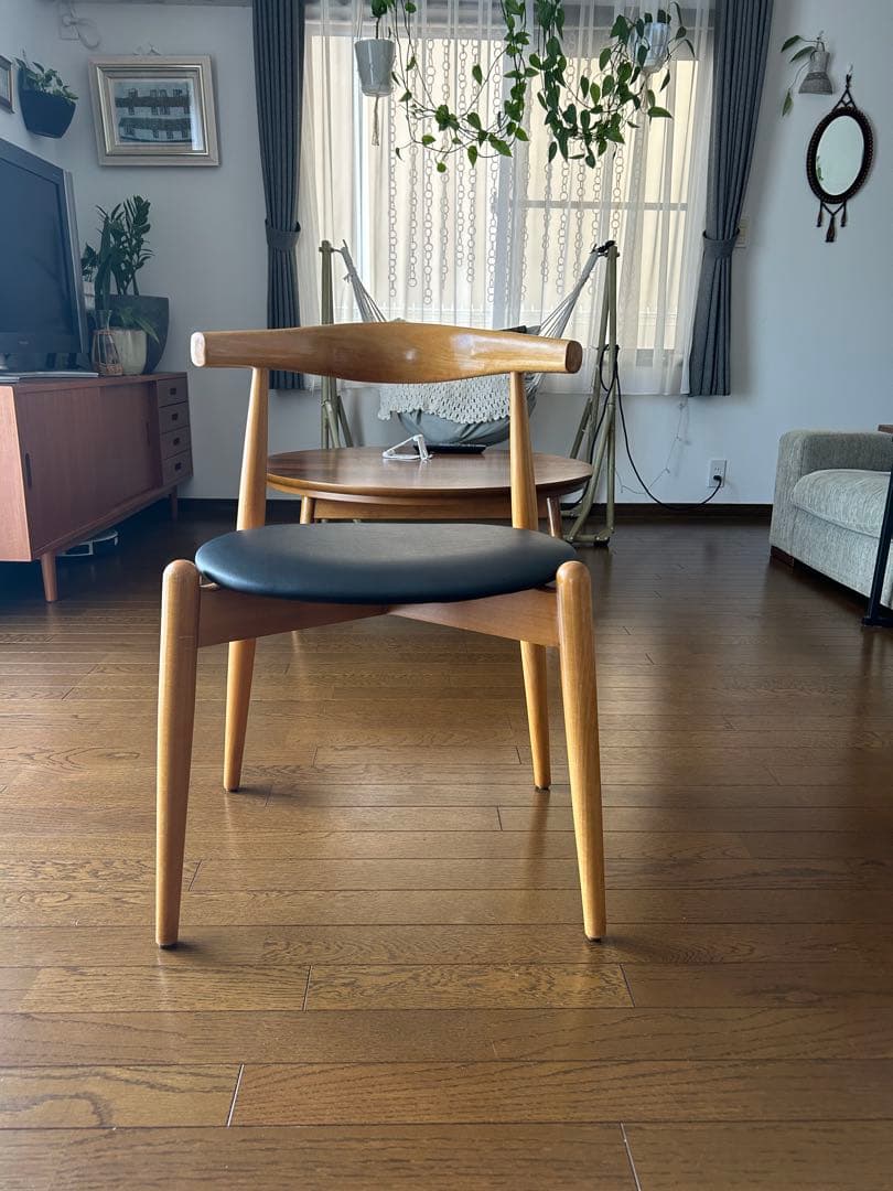 ハンス・J・ウェグナー エルボーチェアリプロダクト品 ダイニング