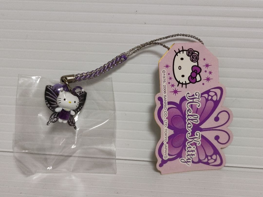 レア】ご当地キティ 蝶 ハローキティ 根付 キティ ストラップ 紫