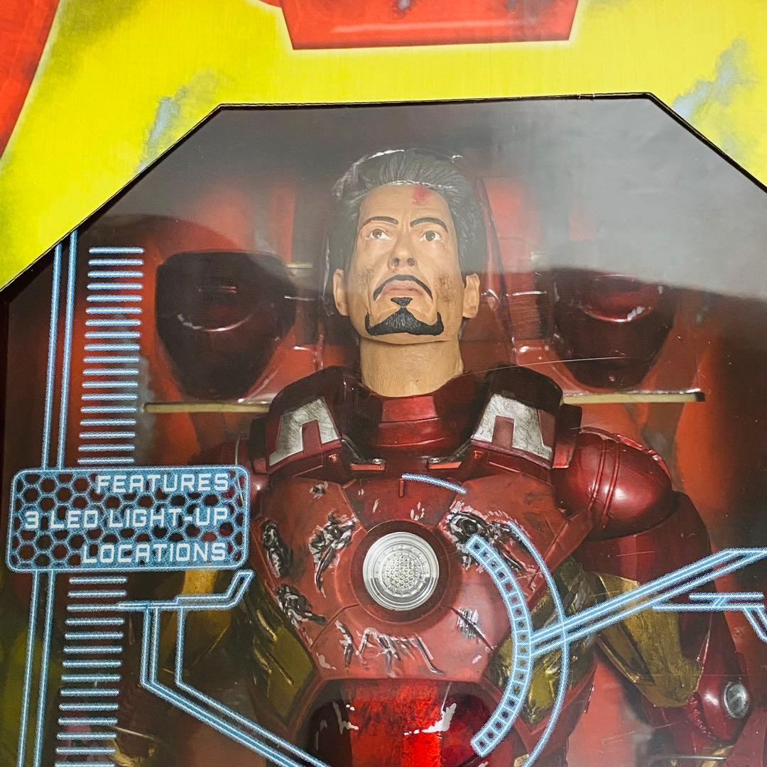 未開封品 NECA ネカ アイアンマン フィギュア 素顔
