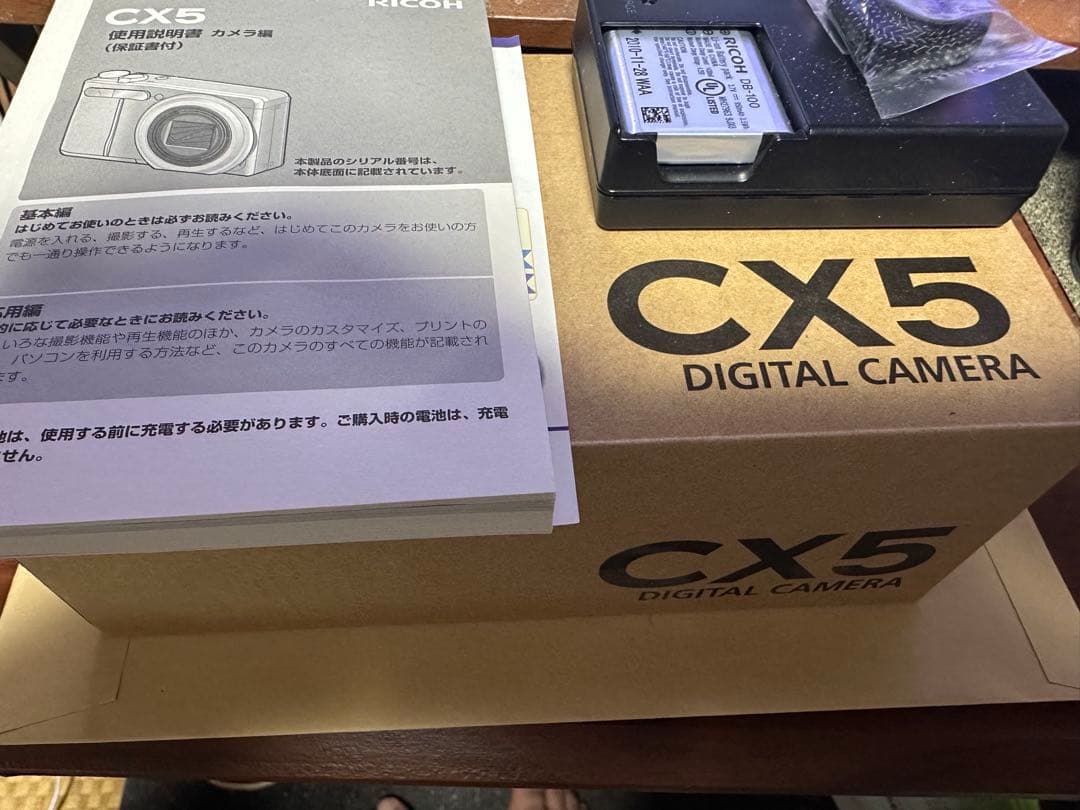 RICOH CX5 ローズピンク　リコー デジタルカメラ リコー CX5 [ローズピンク] オークション比較 - 価格.com