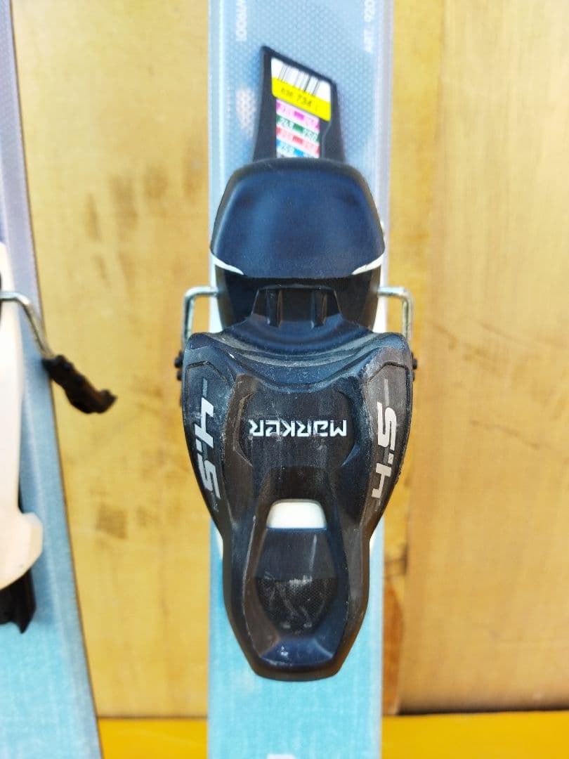 ノルディカ Nordica スキー 板 sentra 130 水色 - メルカリ