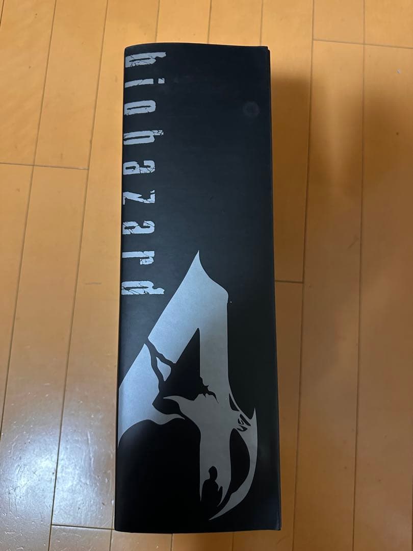 1/6 HOTTOYSバイオハザード4 GANADO CHAINSAWフィギュア