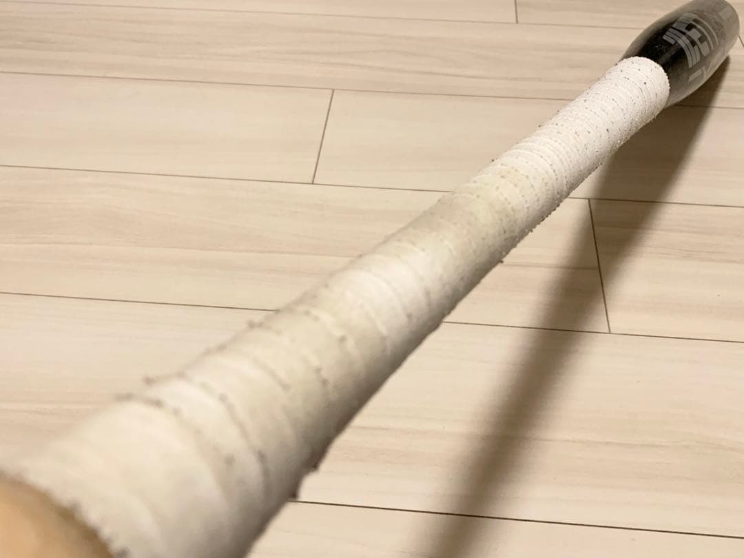 ベイスターズ戸柱恭孝実使用バット - メルカリ